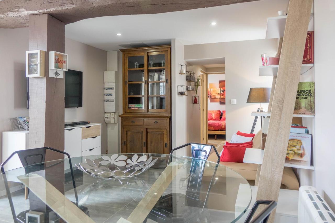 Le Dionysien *** Villa Saint-Denis-de lʼHôtel Екстериор снимка